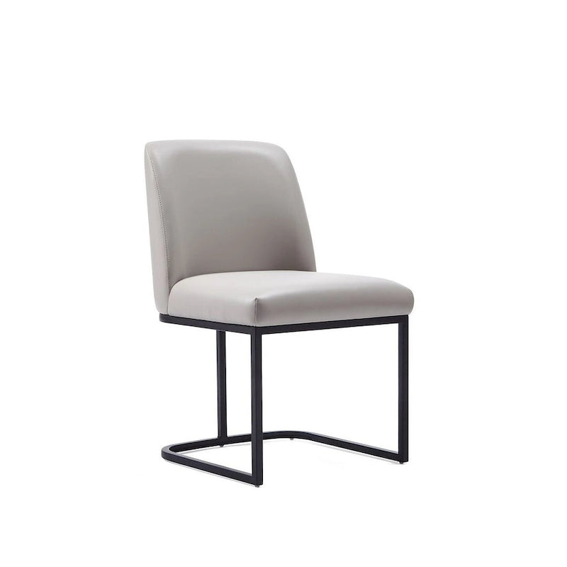 Chaise de salle à manger confortable en cuir artificiel