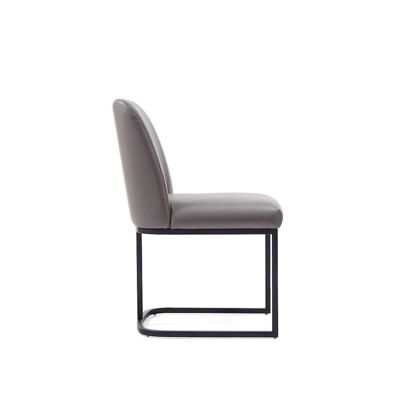 Chaise de salle à manger confortable en cuir artificiel