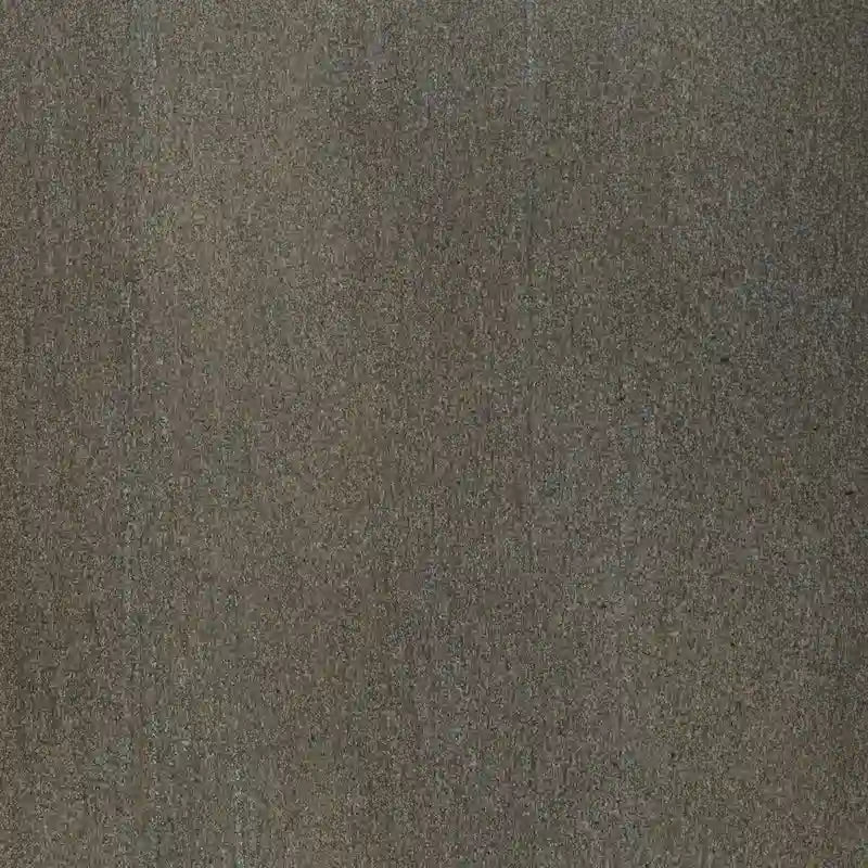 Enfilade à neuf tiroirs en placage de cèdre gris et structure en métal doré